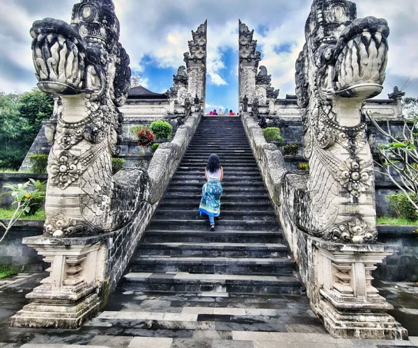 Lempuyang-Temple.webp
